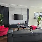 Your Unia Art Apartment *