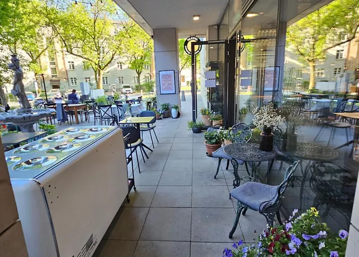 Your Unia Art Апартаменты *