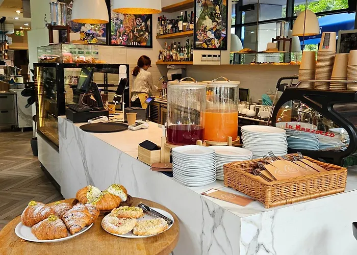 Апартаменты Your Unia Art *